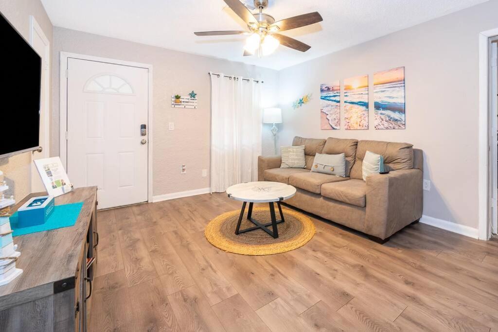 Forever Summer - Entire House! With King Bed! Κλιαργουότερ Εξωτερικό φωτογραφία